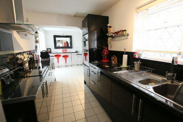 Fitted Kitchen