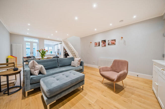 1356829-14-68dfb8...