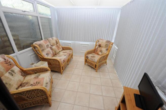2 bed Town House for sale Image 7