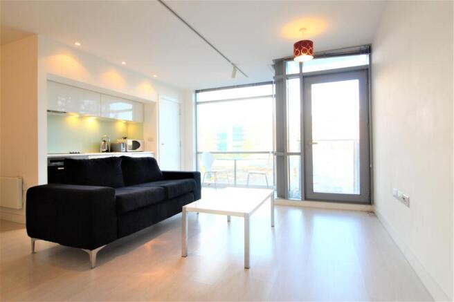 Photo 01