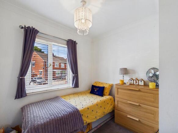 3 bed Semi-Detached for sale Image 8