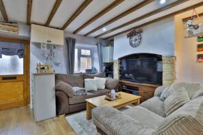 9, Lang Road, Crewkerne TA18 8HQ
