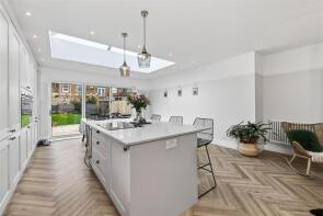 17, Lopes Road, Plymouth PL2 3DZ