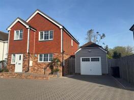 2, Lea Close, Rye TN31 6FW