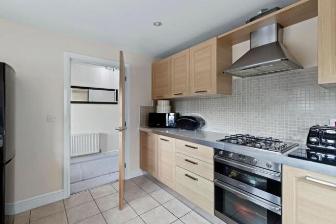 4 bed Detached for sale Image 4