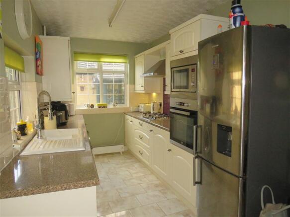 Kitchen: