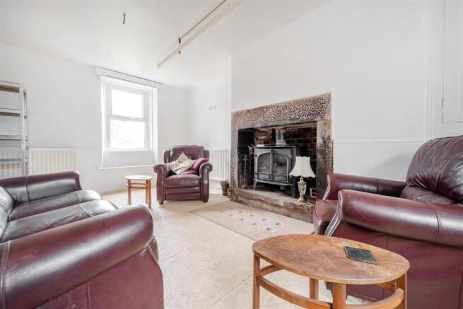 RECEPTION / DINING ROOM