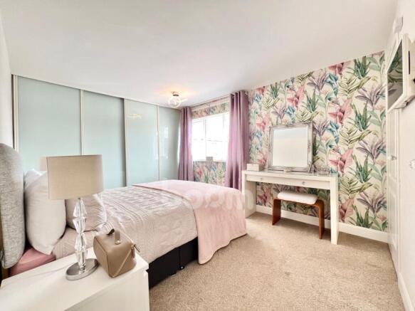 BEDROOM AVON DRIVE LINWOOD PAISLEY