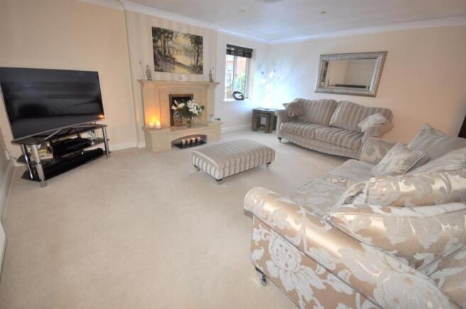 SITTING ROOM