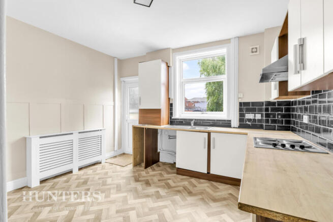 2 bed Terraced for sale Image 6