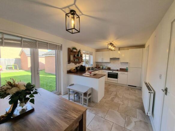 Kitchen / Dining Room
