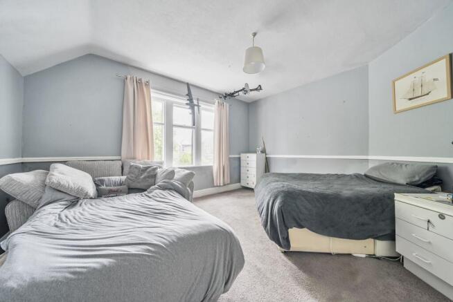 3 bed Semi-Detached for sale Image 12