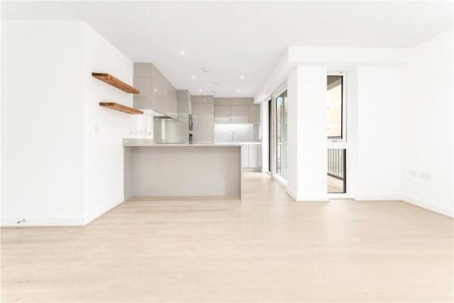 2 bed Apartment for sale Image 8