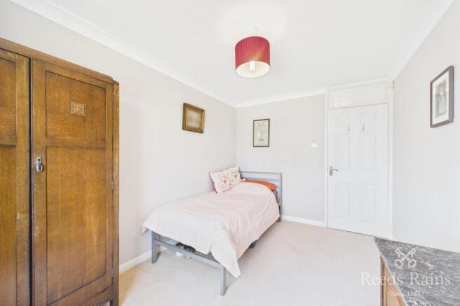 3 bed Bungalow for sale Image 10