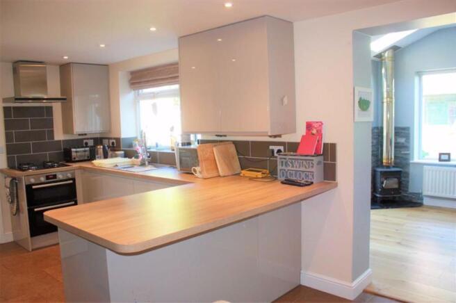 BREAKFAST KITCHEN