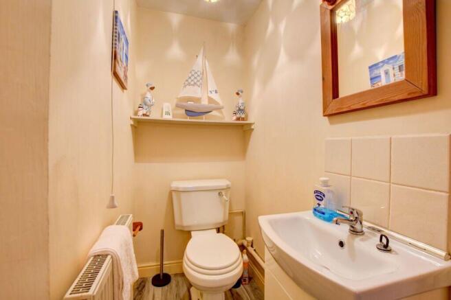 3 bed Town House for sale Image 6