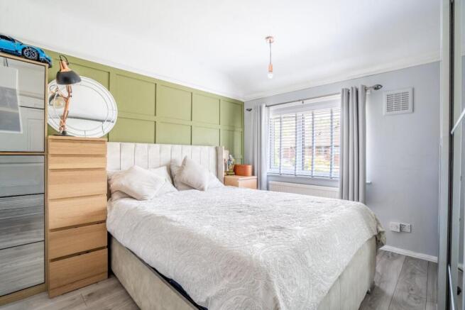 3 bed Terraced for sale Image 9