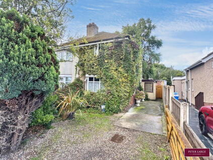 Weaver Avenue, Rhyl, LL18 4HN