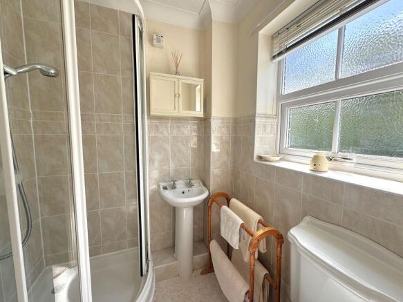 Master Ensuite
