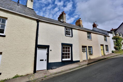 31 Bridge Street, Crickhowell, Powys, NP8 1AR