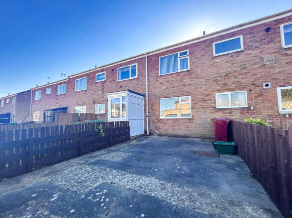 Rear Elevation / Driveway
