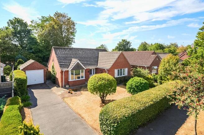 2-bed detached on Wentworth Way, Woodhall Spa, Lincolnshire, LN10, £299,950