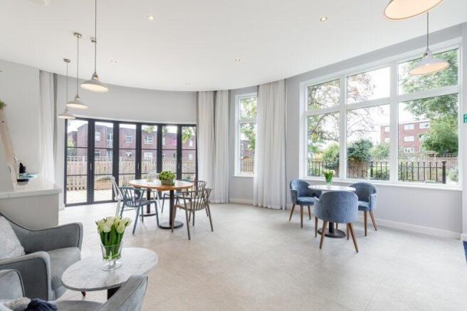 Darlaston Road, London, SW19 photo 4