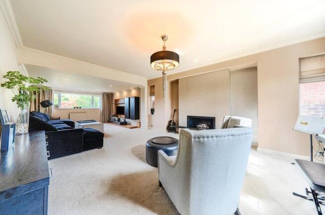 Mainway, Alkrington, Middleton, Manchester, M24 photo 4