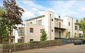 9, The Edge, Mount Harry Road, Sevenoaks TN13 3JN