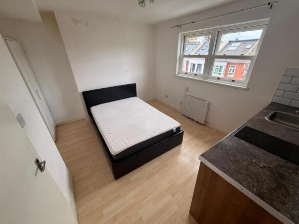 WhatsApp Image 2026-04-02 at 09.44.31 (6).jpeg