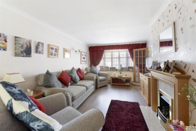 Wilton Drive, Ditton photo 4