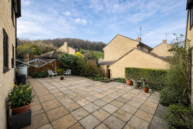 Woodside - Garden 2.png