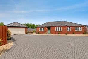 3, Cedar Close, Quadring, Spalding PE11 4GP