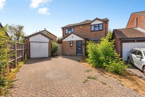 Adur Close, West End, Southampton, Hampshire, SO18