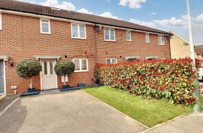 8, Small Heath Avenue, Romford RM3 7FB