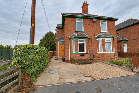 Lea Road West, Gainsborough, DN21