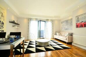 30, 202 Carmine Court, Imperial Drive, Harrow HA2 7HG