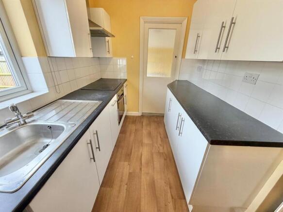 Davidson Frost-Wellings, DFW Uppingham Avenue, Kit