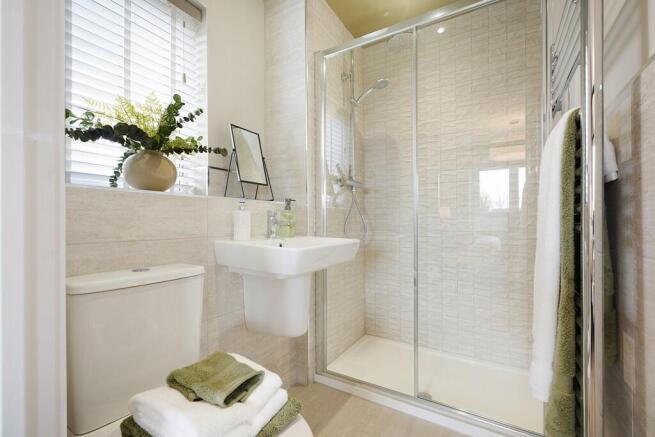 4 bed Detached for sale Image 10