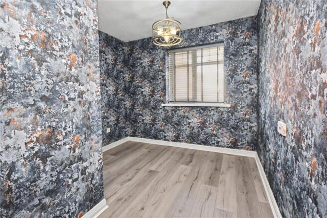 4 bed Detached for sale Image 10