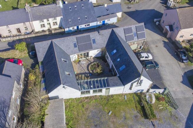Park Court Barn - Drone Picture