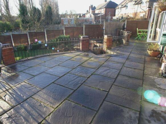 REAR GARDEN 2
