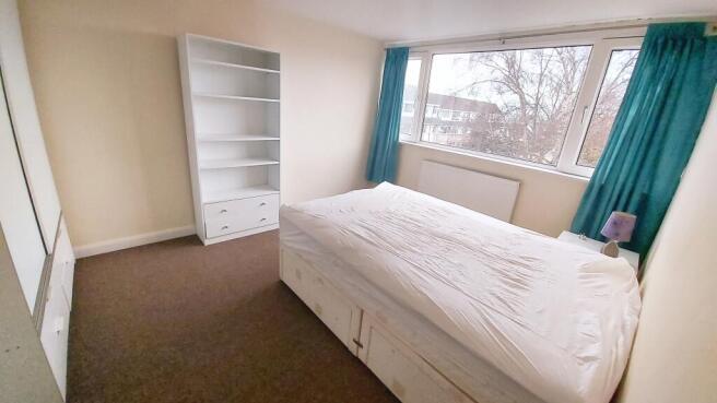 Room 5, 62 St Fabian