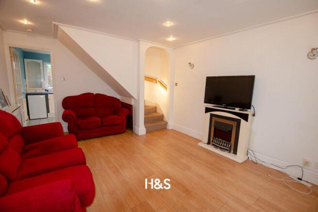 34 The Vineries - Lounge.jpg