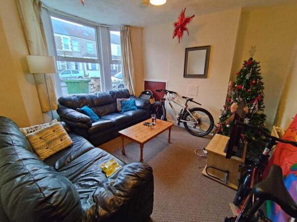 Living room (1)