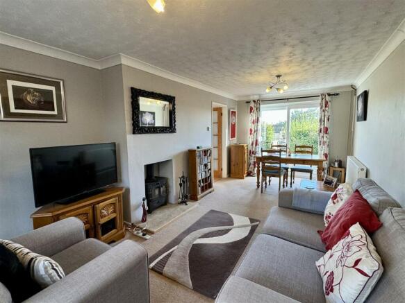 Living/Dining Room