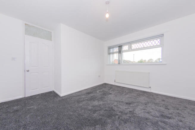 4 bed Terraced to rent Image 8