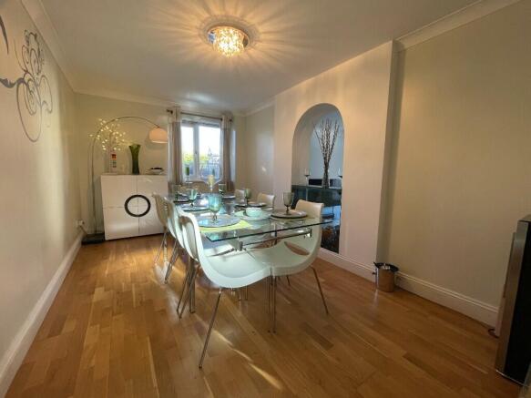 Separate Dining Rm
