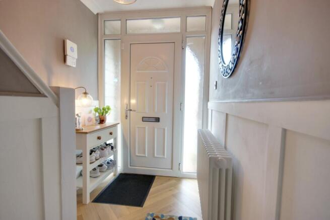 3 bed Semi-Detached for sale Image 7