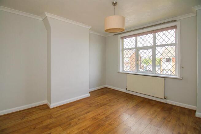3 bed Semi-Detached for sale Image 8